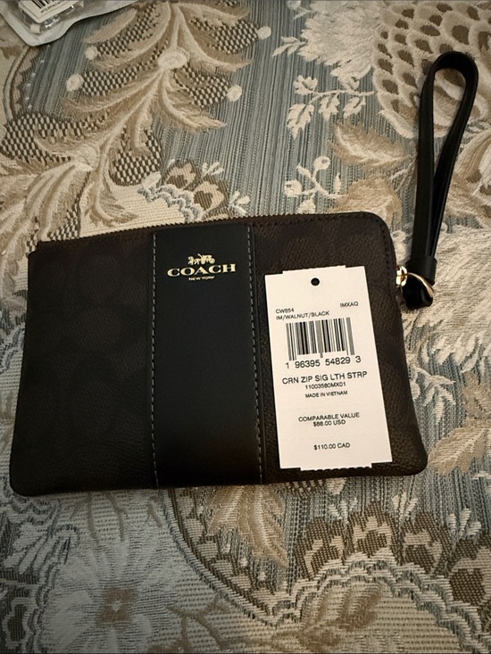 Coach Handbags - #790 NWT Coach Corner Zip Wristlet Signature Canvas Walnut Black CW854